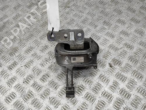 Used Engine mount Engine mount VW POLO VI (AW1, BZ1, AE1) 2.0 GTI (200 hp) 28565796 28565796