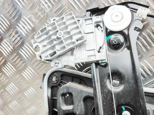 Front right window mechanism TESLA MODEL Y (5YJY) Long Range All-wheel Drive | BP39073153C23 - Image 5