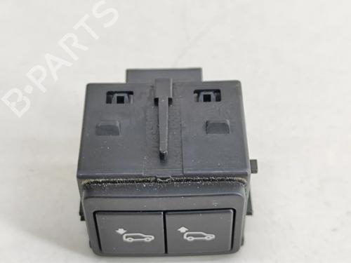 Used Switch LAND ROVER RANGE ROVER VELAR (L560) 3.0 D300 SDV6 4x4 (300 hp) 21188221