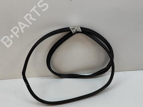 Portierrubbers TOYOTA AURIS Estate (_E18_) 1.4 D-4D (NDE180_) (90 hp) 24141498