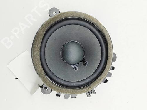 Used Speaker VOLVO V40 Cross Country (526) D2 (120 hp) 30596331