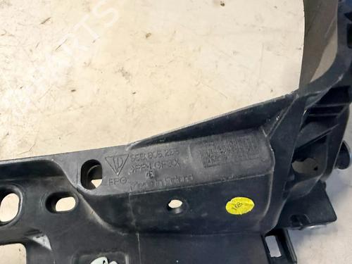 Left headlight support PORSCHE MACAN (95B) 3.0 S | BP30574916C157 