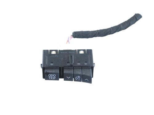 switch-lexus-rx-_l2_-2015-33364253 main image