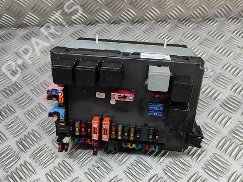 Used Fuse box MERCEDES-BENZ S-CLASS Coupe (C216) CL 500 4-matic (216.394) (435 hp) 27456350
