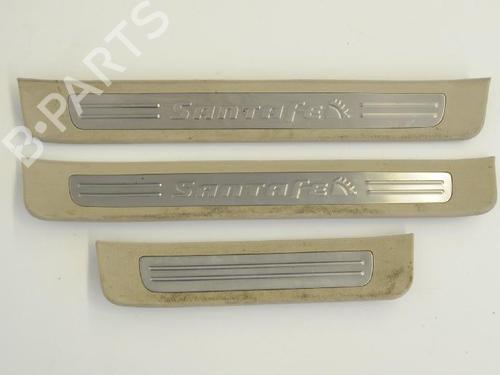 Used Step HYUNDAI SANTA FÉ II (CM) 2.2 CRDi 4x4 (155 hp) 30268454