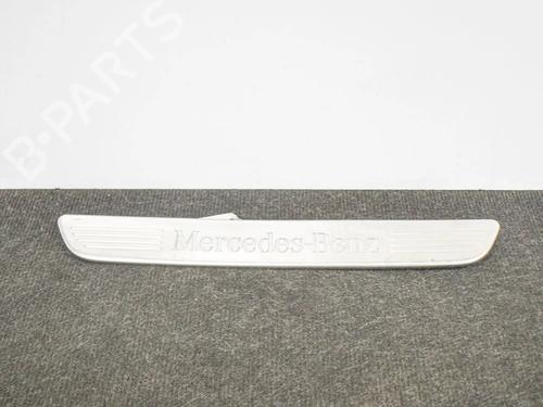 Used Step MERCEDES-BENZ C-CLASS (W205) C 220 d 4-matic (205.005) (170 hp) 14610177