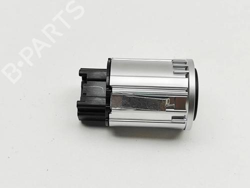 Switch ASTON MARTIN DBX 4.0 All-wheel Drive | BP36809599I30 - Image 4