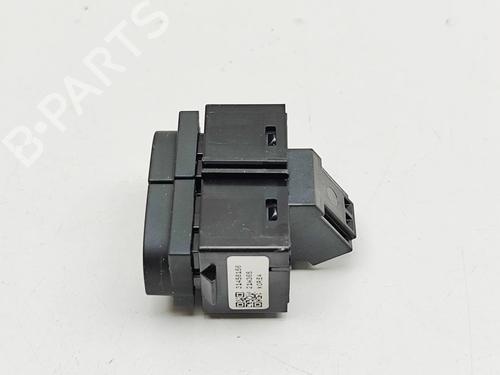Switch VOLVO C40 (539) Recharge AWD | BP33378665I30 - Image 2