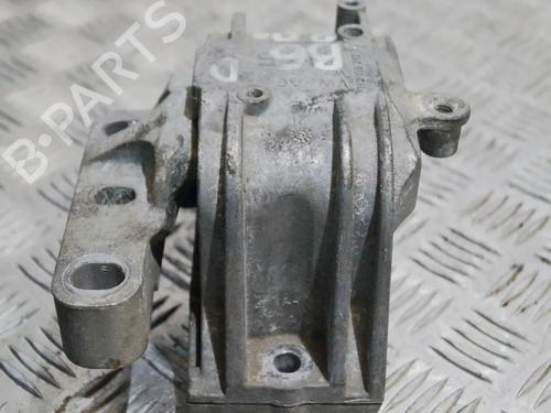 Engine mount VW PASSAT B6 (3C2) 2.0 TDI | BP6715508M89