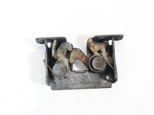 Used Hood lock BMW 3 (E90) 318 d (136 hp) 30257060