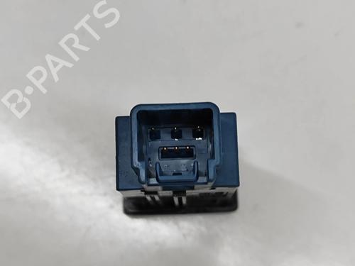 Switch TOYOTA AURIS (_E18_) 1.3 Dual-VVTi (NRE180_, NRE180R) | BP29458780I30 