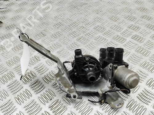 Pompe de circulation d'eau BMW X1 (F48) xDrive 25 e Plug-in-Hybrid (220 hp) 32345070