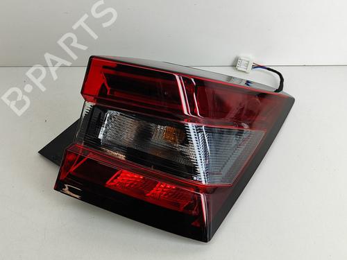 Used Right taillight NISSAN JUKE (F16_) DIG-T 117 (117 hp) 27774876