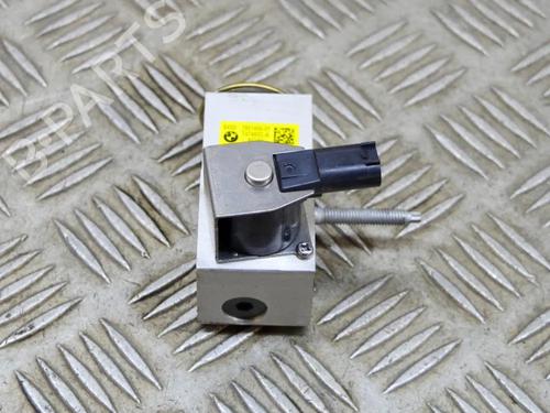 electronic-sensor-bmw-3-g20-g80-g28-2018-27758090 main image