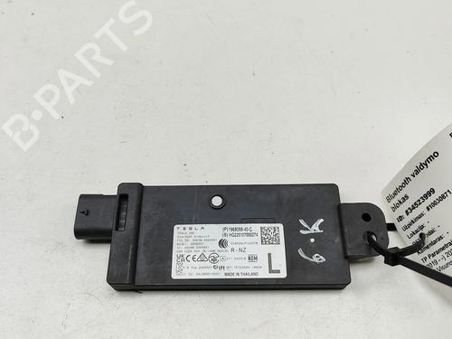 Used Electronic module Electronic module TESLA MODEL Y (5YJY) EV (347 hp) 33465016 33465016