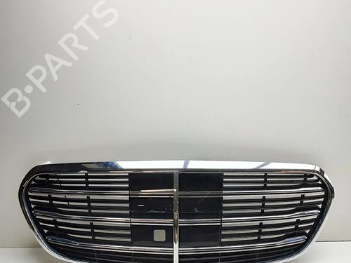 Used Grille Grille 37469453 37469453