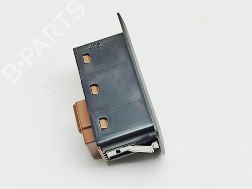 Switch BMW X2 (U10) sDrive 20 i | BP36564909I30 - Image 4