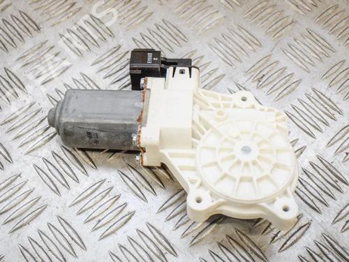 Used Left front window motor Left front window motor JAGUAR F-TYPE Convertible (X152) 5.0 SCV8 S (495 hp) 7081808 7081808