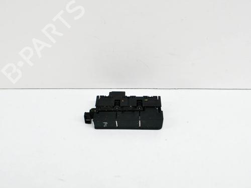 Used Switch Switch VW GOLF VII (5G1, BQ1, BE1, BE2) 2.0 GTI (230 hp) 10402051 10402051