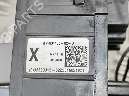 Fuse box TESLA MODEL X (5YJX) 90D AWD | BP20675543E1 