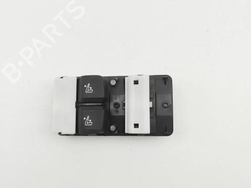 Used Switch Switch BMW X5 (G05, F95) xDrive 40 i (340 hp) 40617894 40617894