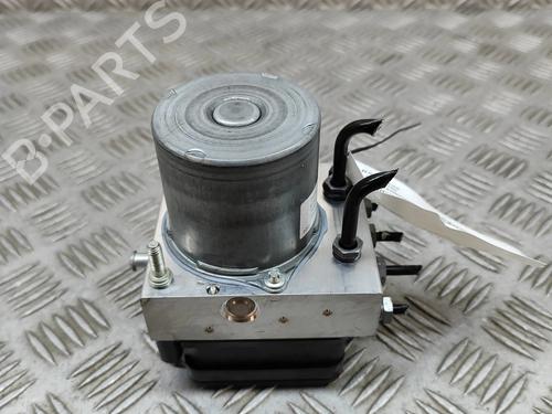 Used ABS pump MERCEDES-BENZ CLA (C118) CLA 180 (118.384) (136 hp) 27775601