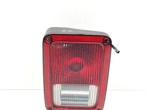 Feu arrière gauche Feu arrière gauche JEEP WRANGLER III (JK) 3.6 V6 (290 hp) 36326823 36326823