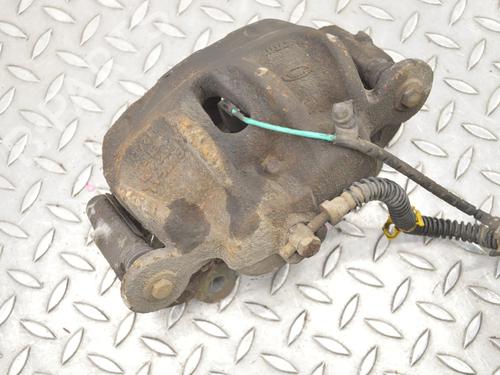 Left front brake caliper LAND ROVER DISCOVERY IV (L319) 3.0 TD 4x4 | BP30239006M105
