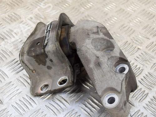 Used Engine mount Engine mount PEUGEOT BOXER Bus 2.2 HDi 150 (150 hp) 6758621 6758621