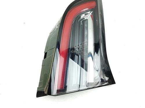 Left tailgate light TESLA MODEL Y (5YJY) Long Range All-wheel Drive | BP38565504C79 - Image 3