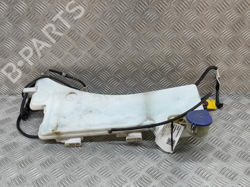 Used Windscreen washer tank PEUGEOT 3008 II SUV (MC_, MR_, MJ_, M4_) 1.6 BlueHDi 120 (120 hp) 25219124
