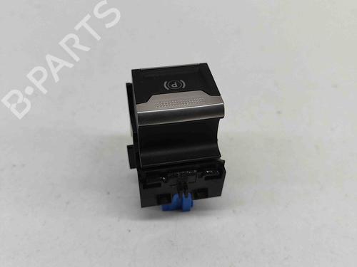 Switch PEUGEOT 2008 II (UD_, US_, UY_, UJ_, UR_, UC_) 1.2 PureTech 130 (USHNS, URHNS) | BP28553239I30