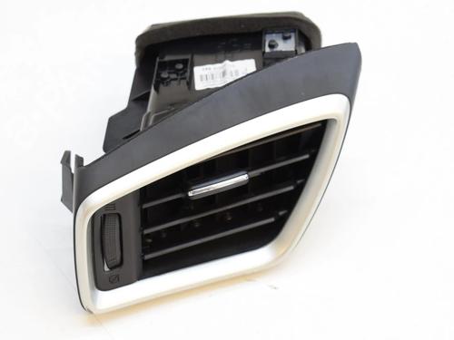 air-vent-nissan-qashqai-ii-j11-j11_-2013-33342286 main image