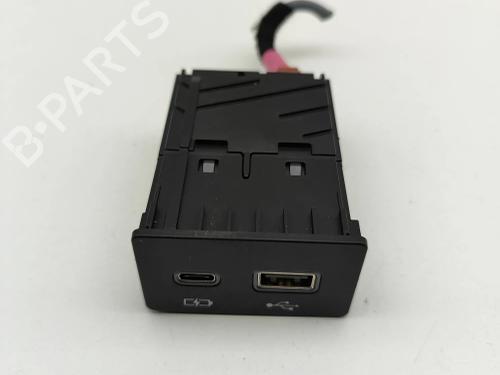 Used Electronic module Electronic module LEXUS RX (_LA1_, _LH1_) 350h E-Four (AALH15) (250 hp) 40460035 40460035