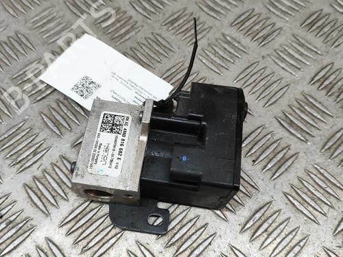 Used Electronic sensor PORSCHE TAYCAN Cross Turismo (Y1B) 4S Performance Battery Plus (Y1BDB1) (571 hp) 27773189