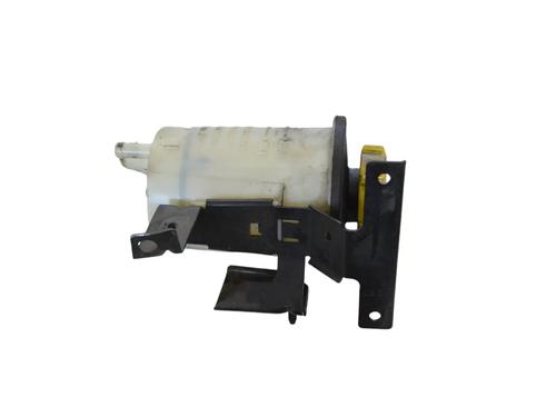 power-steering-reservoir-jaguar-xf-i-x250-2008-2009-2010-2011-2012-2013-2014-2015-33367940 main image