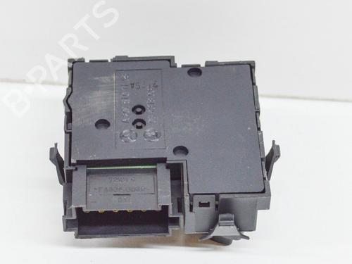 Switch MERCEDES-BENZ C-CLASS (W204) C 180 CGI (204.031) | BP6772491I30 