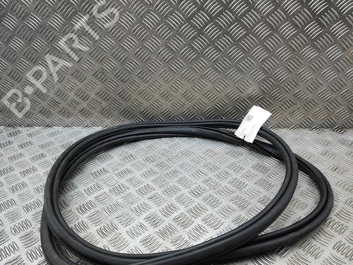 rubber-door-seal-volvo-v90-ii-estate-235-2016-36275074 main image