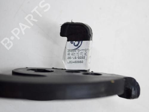 Armrest / Center console TESLA MODEL Y (5YJY) EV Performance All-wheel Drive | BP27752694I20 - Image 8