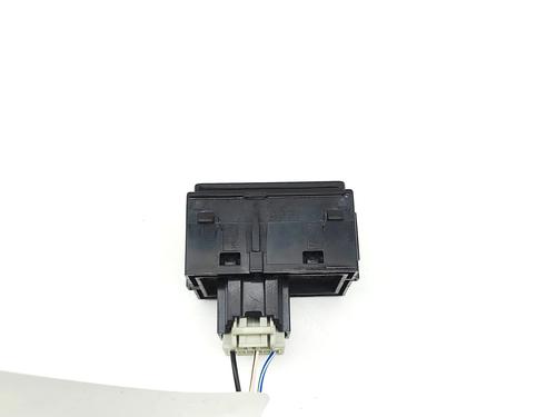 Switch JAGUAR XE (X760) 2.0 D | BP38421759I30 - Image 3
