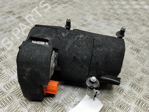 Used AC compressor AC compressor TESLA MODEL Y (5YJY) EV Performance All-wheel Drive (534 hp) 33361658 33361658