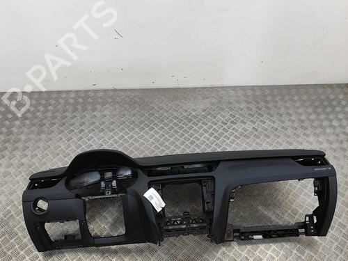 Used Dashboard Dashboard SKODA OCTAVIA III Combi (5E5, 5E6) 1.8 TSI 4x4 (180 hp) 25939035 25939035