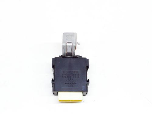 Used Electronic module TOYOTA YARIS (_P13_) 1.5 Hybrid (NHP130_) (101 hp) 8145051
