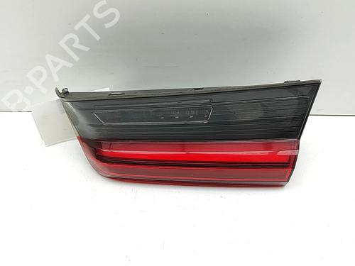 Feu de coffre droit BMW 3 Touring (G21, G81) 330 e Plug-in-Hybrid (292 hp) 31297338