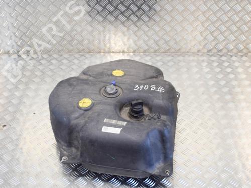 AdBlue tank MERCEDES-BENZ E-CLASS Coupe (C207) E 350 BlueTEC / d (207.326) | BP7901781M85 