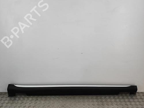 right-sideskirt-kia-xceed-cd-2019-37481393 main image