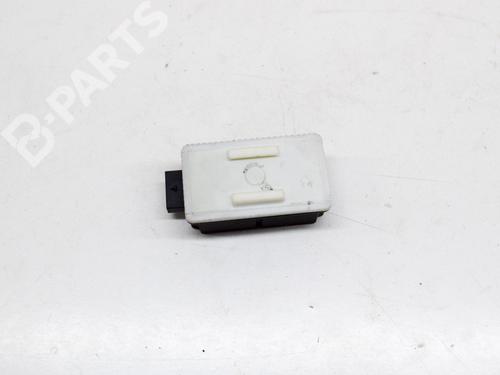 Module électronique TESLA MODEL S (5YJS) 75 | BP8895277M83 