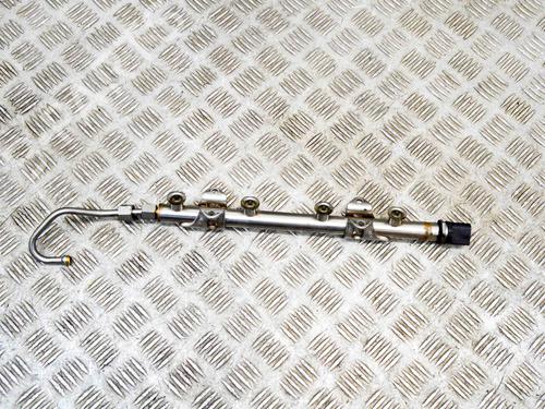 Used Injection rail VW SCIROCCO III (137, 138) 1.4 TSI (125 hp) 13110188