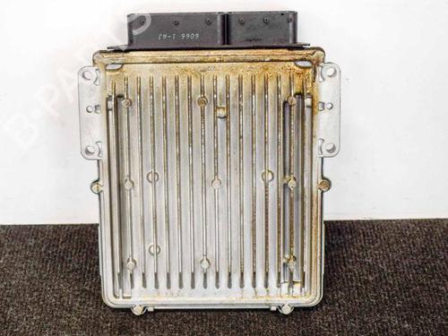Used Engine control unit (ECU) LAND ROVER DISCOVERY IV (L319) 3.0 SDV6 4x4 (256 hp) 6749126