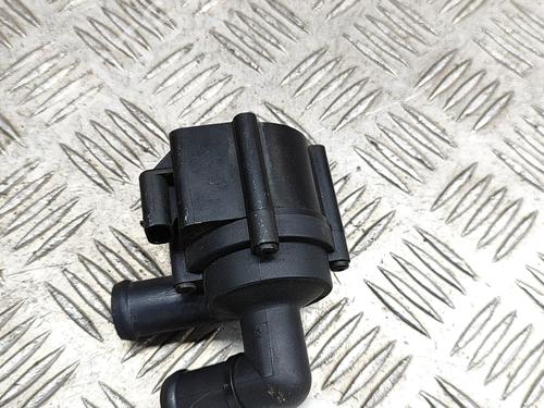 Auxiliary water pump VOLVO XC60 II (246) T8 Hybrid AWD | BP28548692M111